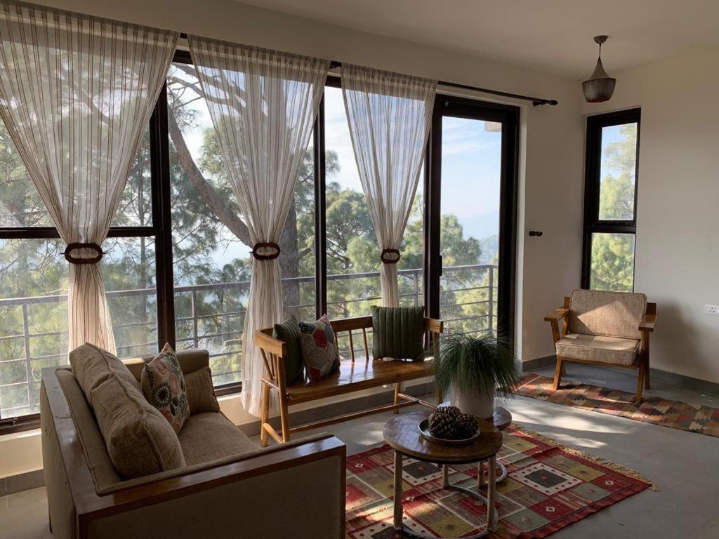 Blusalzz Escapade Resort Lansdowne Ngoại thất bức ảnh