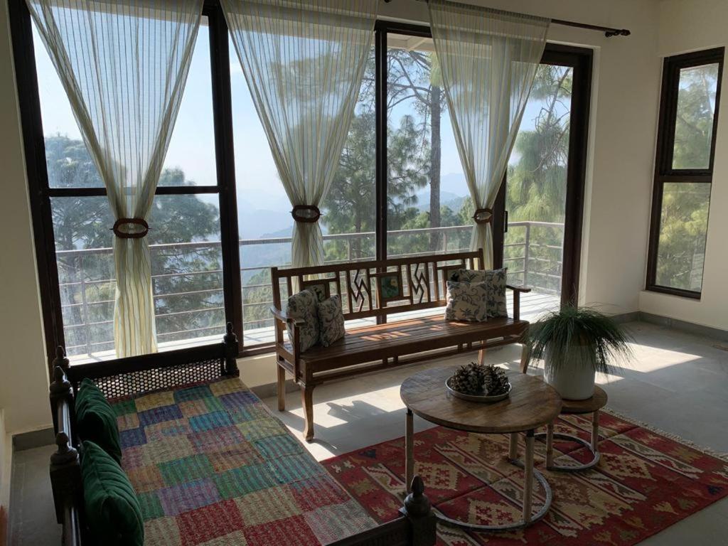 Blusalzz Escapade Resort Lansdowne Ngoại thất bức ảnh