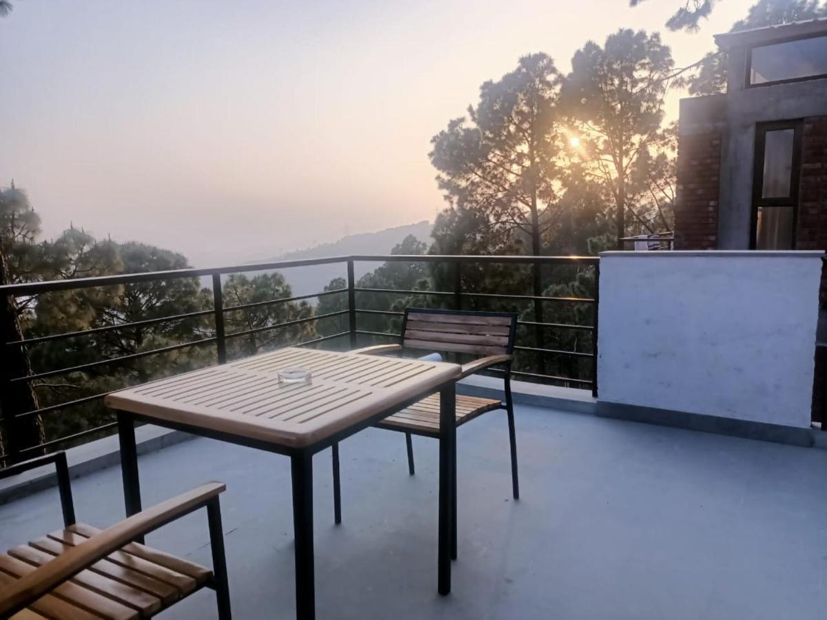Blusalzz Escapade Resort Lansdowne Ngoại thất bức ảnh